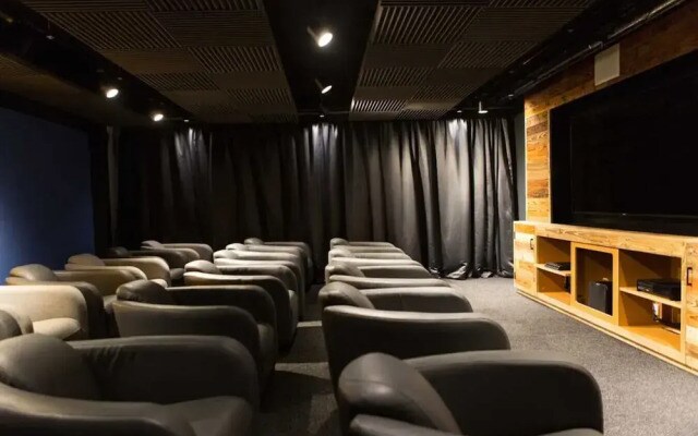 Student Luxury Studio Aldgate Residence