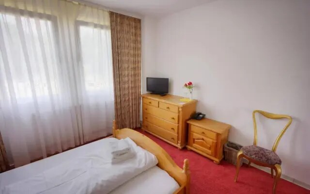 Hotel B1