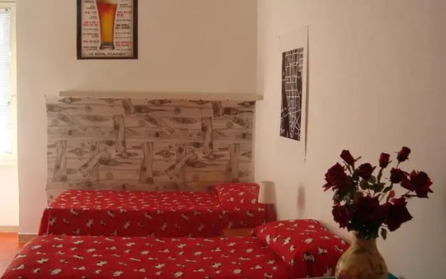 Minnis House