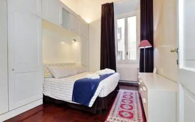 Pantheon Lyuxury Apartment