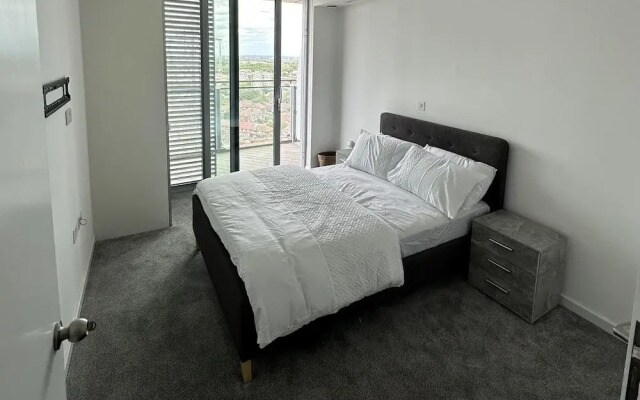 Charming 2-bed Apartment in London
