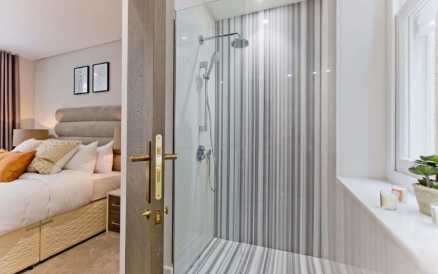 Luxury One Bedroom Apartment in Central London