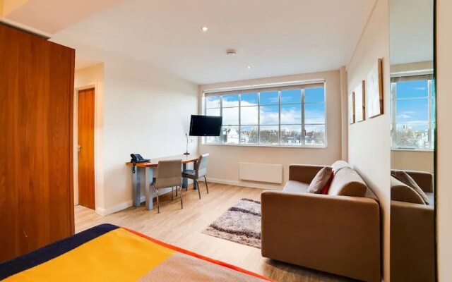 Pleasant Studio in London Near Charing Cross