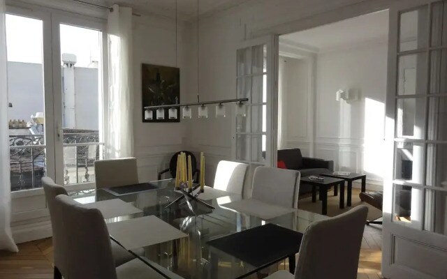 Paris Authentic Appartements Tour Eiffel