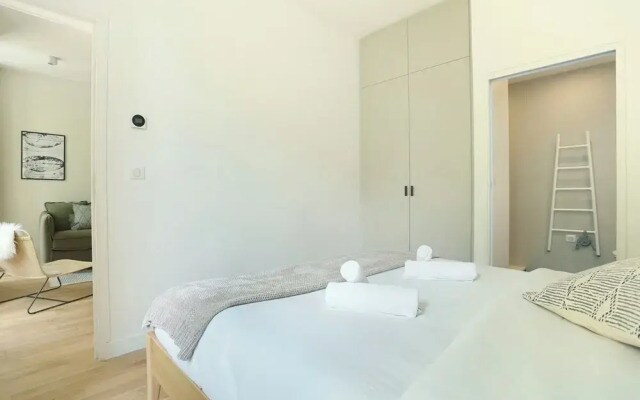 Lovely and new Apartment Center of Paris