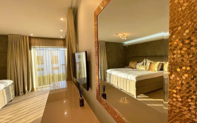 Magnolia House - Indoor Pool and Sauna