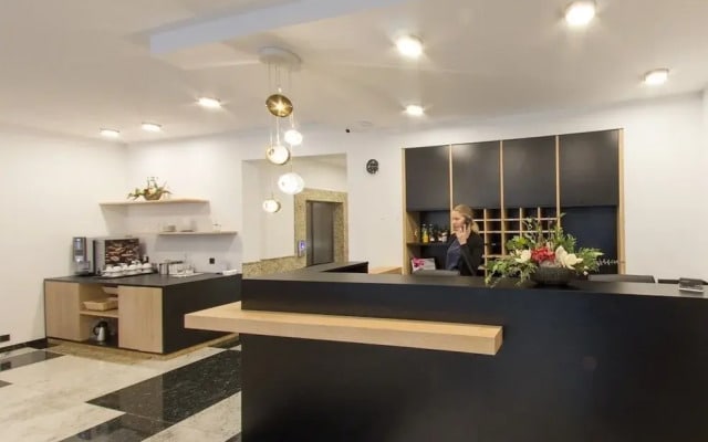 Valcha Apartments