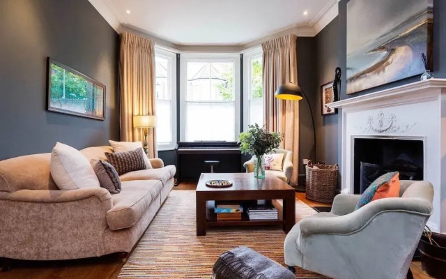 Deluxe In Notting Hill