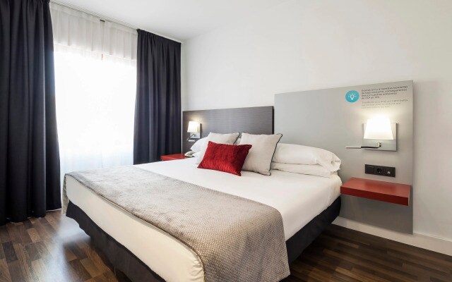 Hotel ILUNION Suites Madrid