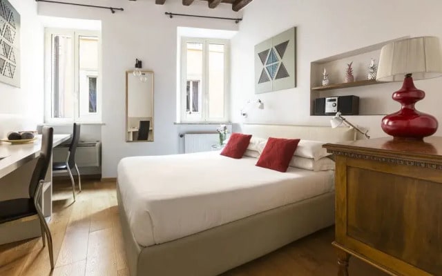 AP01 VIA GIULIA Rome Accommodation