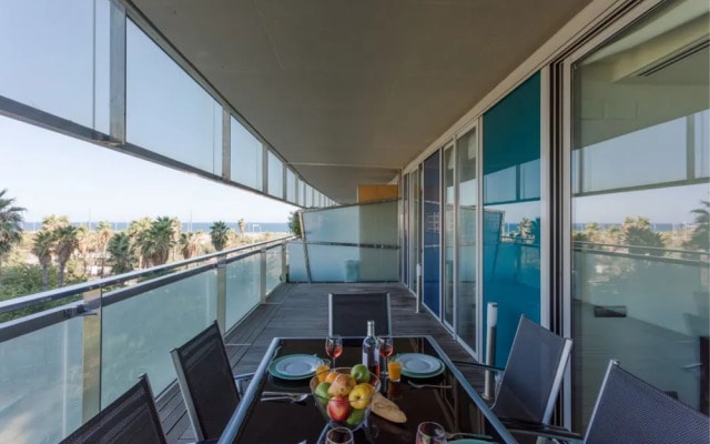 Unique Rentals - Seafront Lux Suite