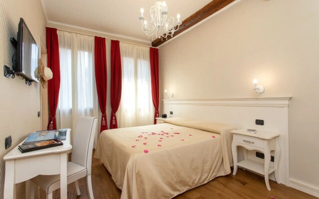 Charming Palace Santa Fosca