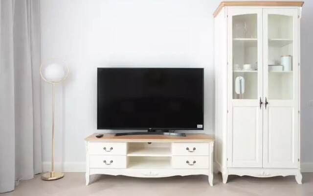 Toompea Castle 2 BR Old Town Apartment