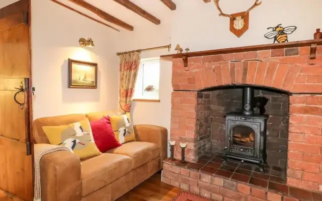 Bellamour End Cottage