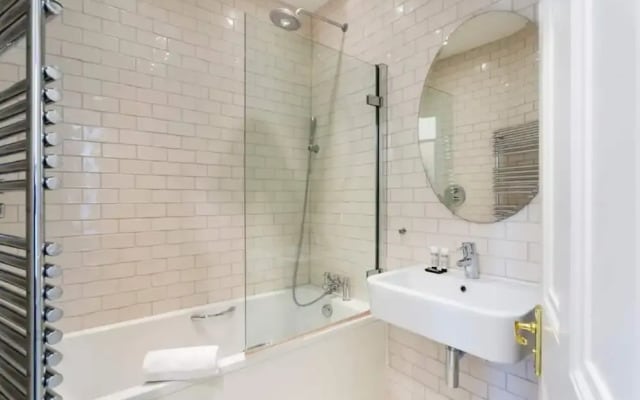 Stunning 2 Bed Apt W Garden in Clapham