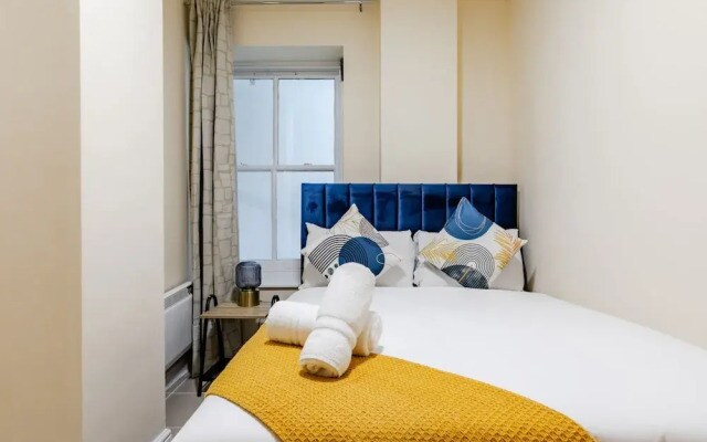 Comfy Apartments in Queensway