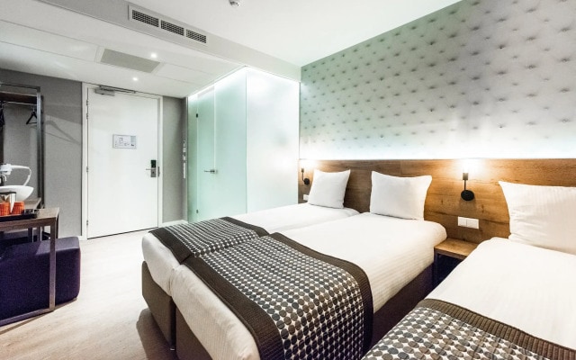 Melrose Hotel