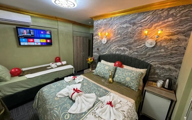 Royal Hotel Old City