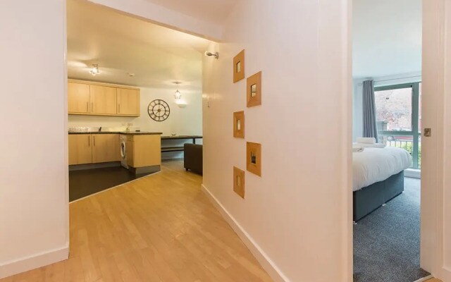 Raleigh Square Apartments