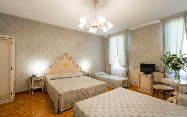 Palazzo Guardi