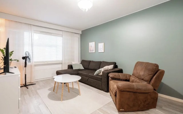 Modern 1BR Retreat in Heart of Jyväskylä