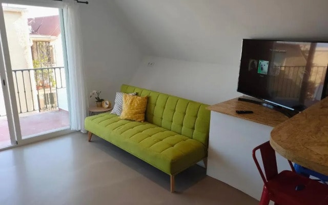 HEXAGON Apartment