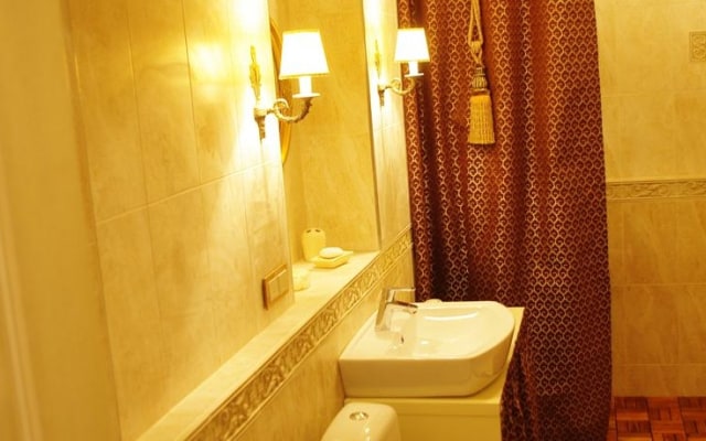 Old Town Apartment
