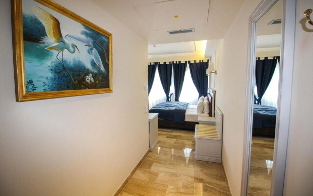 Grand Hotel Palladium Munich
