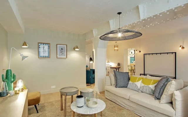 Pick A Flat's Chatelet Jour apartments