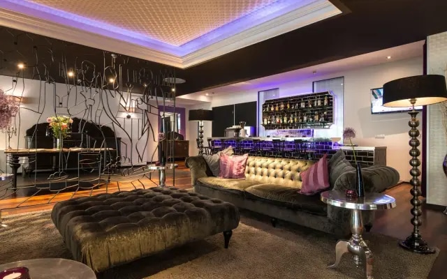 La Mansion Vi Vadi Hotel