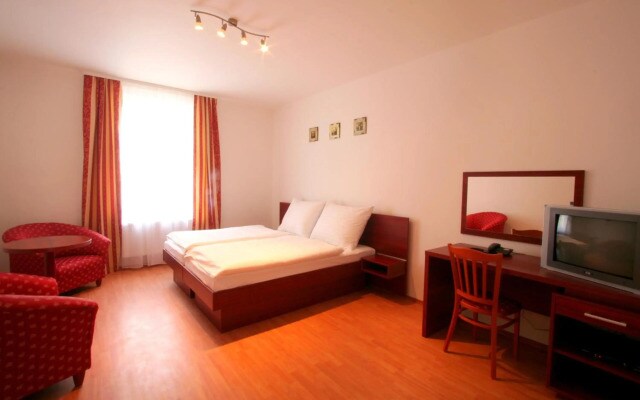 Aparthotel Susa