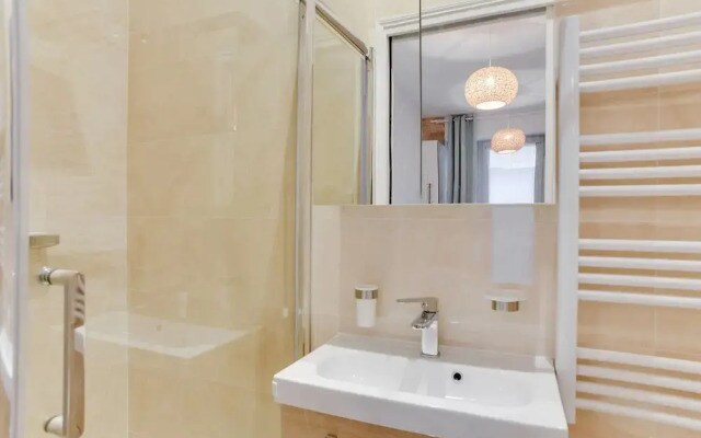 Lovely Studio Near Le Moulin Rouge And Montmartre