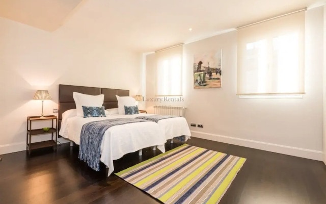 2 bedrooms Golden Mile barrio Salamanca ( Serrano I )
