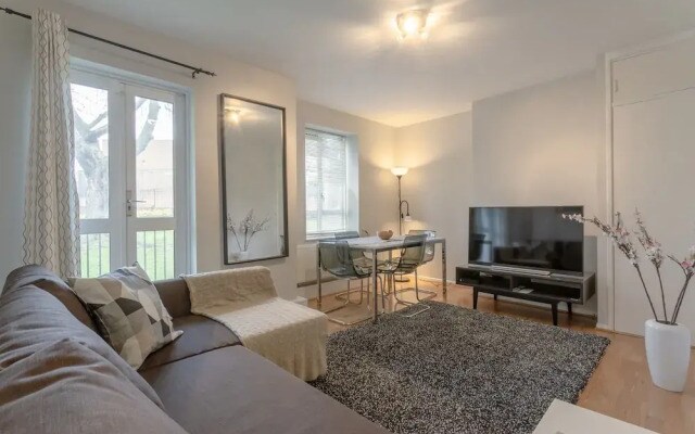 Well-located 2 Bedroom Flat Close To Angel Station
