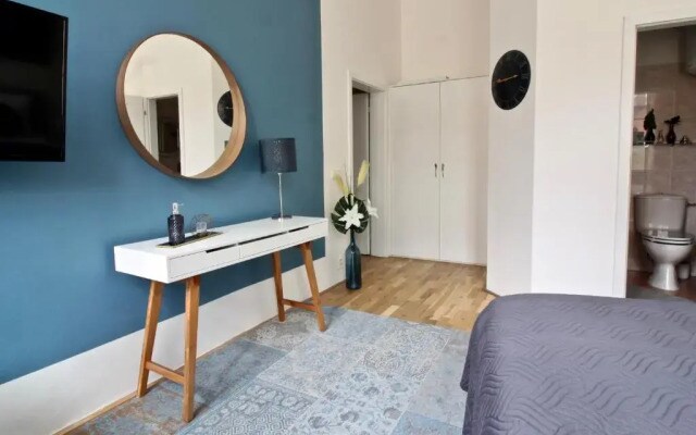 NEW DESIGN & STYLE Apartment Old Town XXL