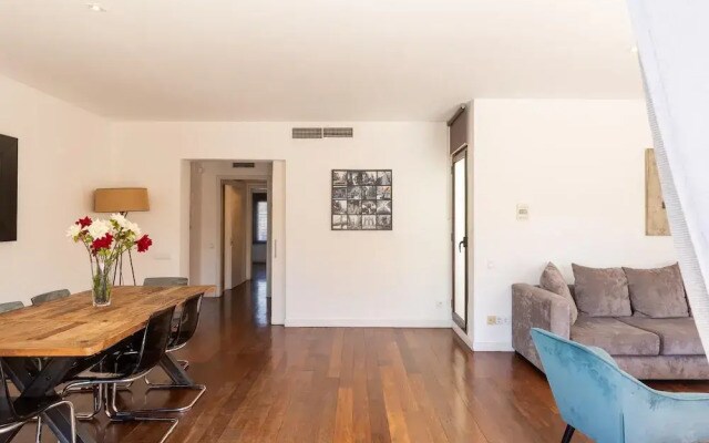 Apartamento Tico con Terraza