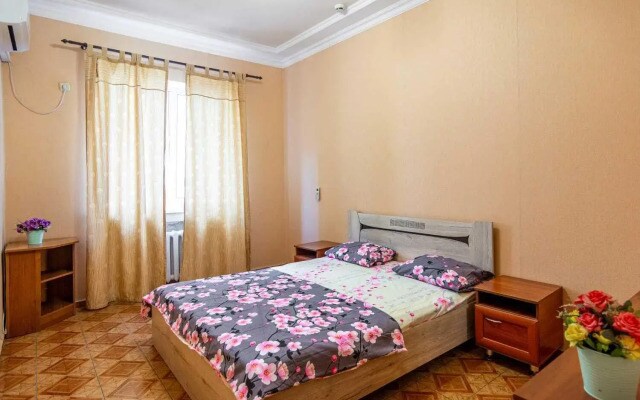 Отель на улице Островского, 4