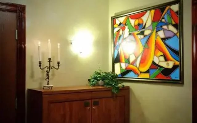 Embrace Guestrooms & Apartments
