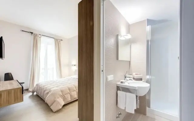 Vacanze Romane Guest House