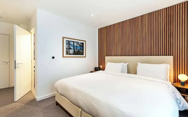 Beautiful Two Bed Property Near Whitechapel