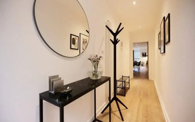 The Putney Escape - Trendy 2bdr Flat With Terrace + Parking
