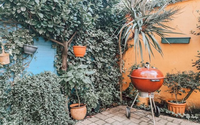 The Clapham Apartment With Private Patio