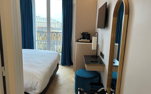 Eiffel Yard Hotel