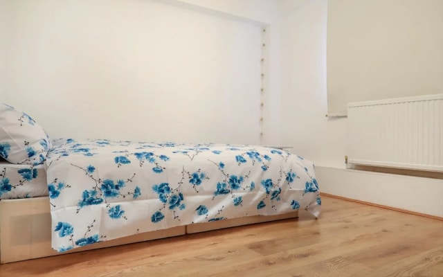 Johnson House Deluxe Double Room