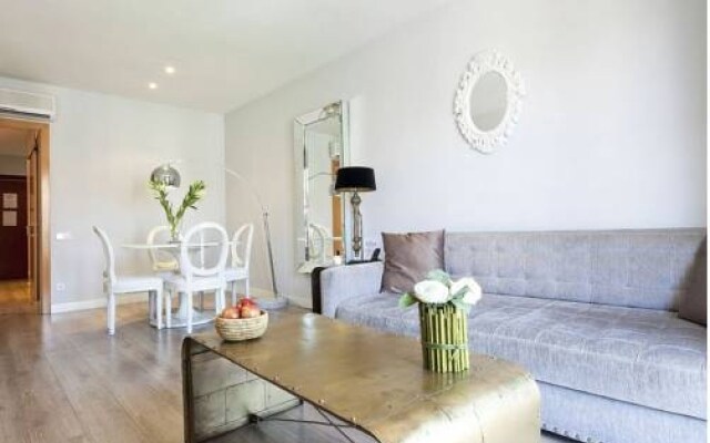 Grandom Suites