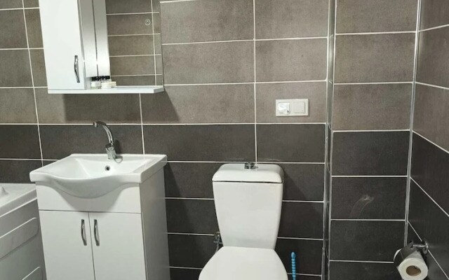 White Crown Apartman ve Yaşam Merkezi