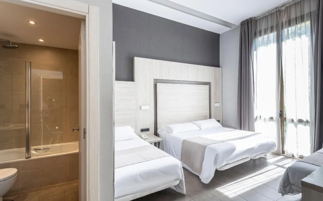 Plaza Goya Rooms