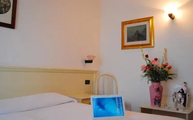 Byron Laguna Inn