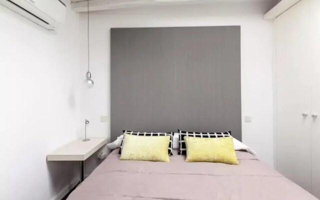 Cute Apartment In The Heart Of Madrid