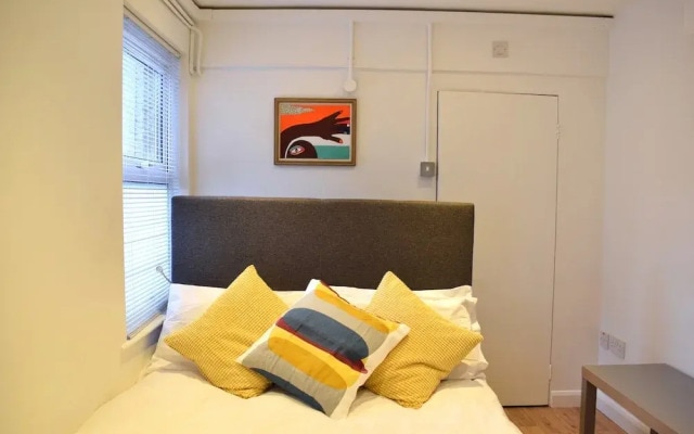 Studio Apartment in Kensal Green